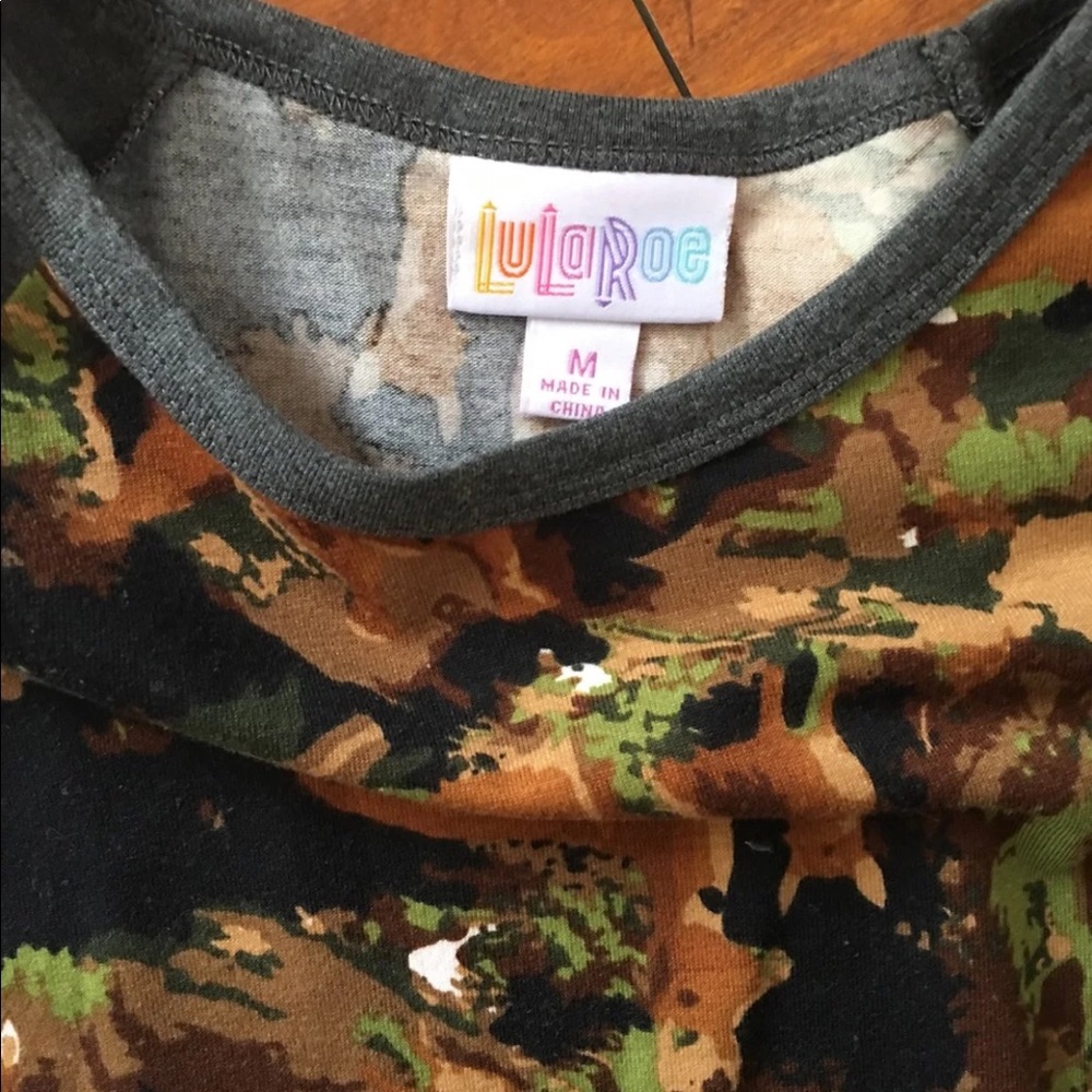 Lularoe Randy Camo Print - RARE UNICORN - Picture 3 of 4
